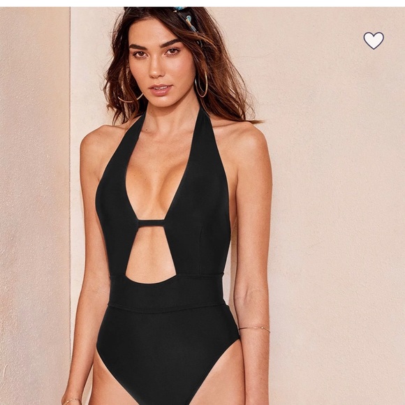 🩱One-Piece Bathing Suit | Convertible Style | Medium | Black | Ve… - Picture 2 of 5